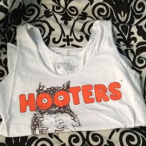 Hooters tank